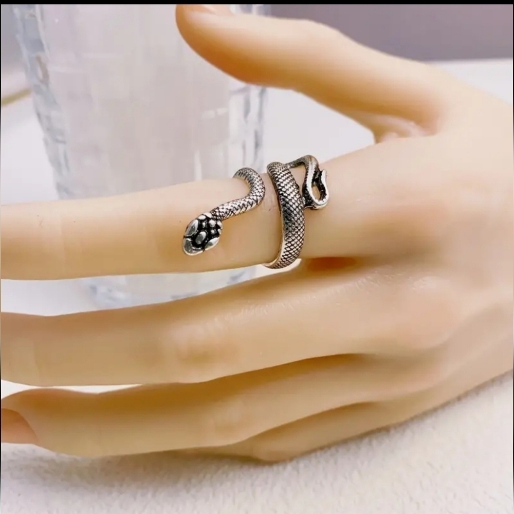 Punk Style Wrap Ring Snake Design Antique Silver Adjustable Unisex
